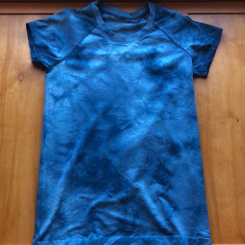 Lululemon Blue Tie Dye Top